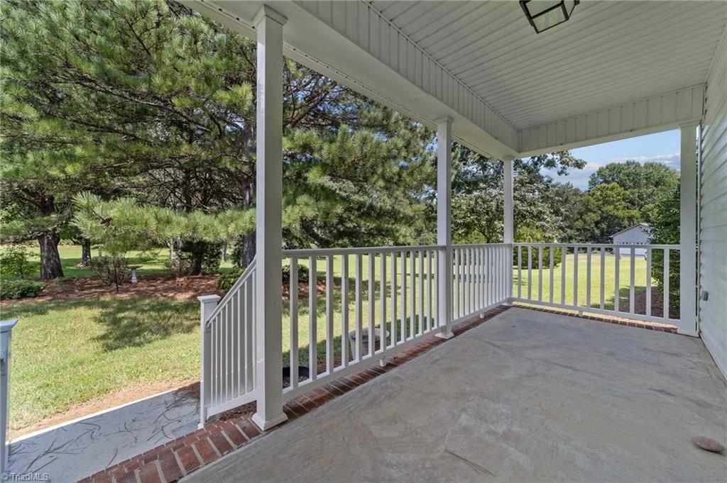 495 Ben Lee Road Thomasville, NC 27360 - Photo 27 of 35 Covered back porch