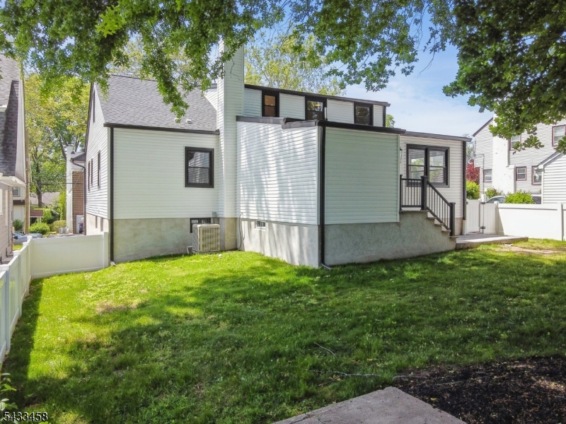 15 Elberta Road Maplewood, NJ 07040 - Photo 33 of 36