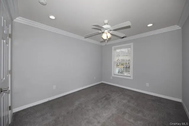 $2,805 | 1104 Vista View Drive, Unit 1104, Farmingville, NY 11738