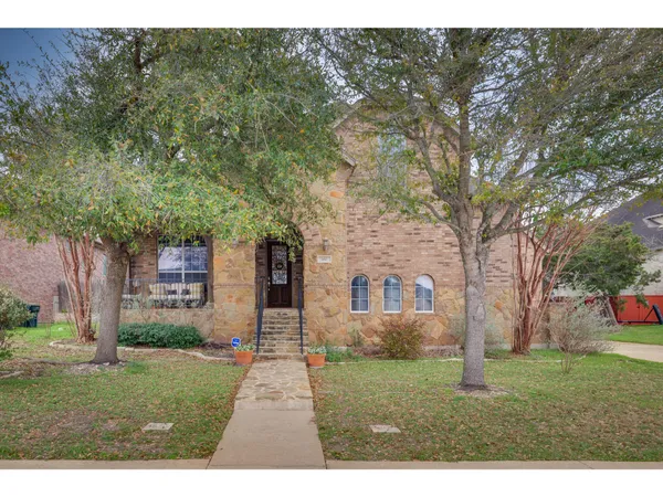 $899,000 | 180 Granite Lane, Austin, TX 78737
