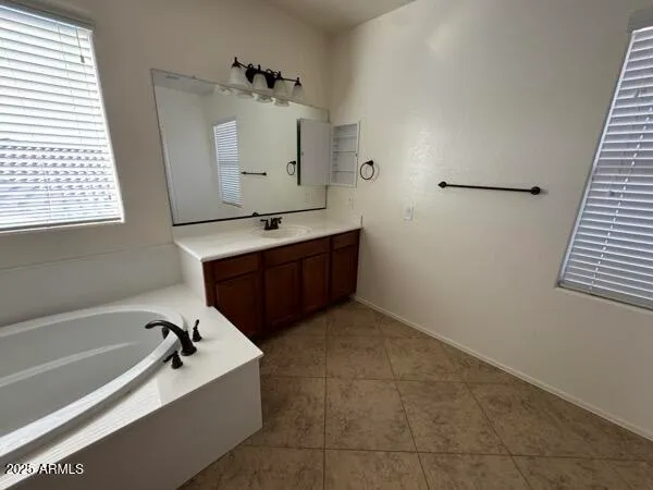 $1 | 21367 Vía De Arboles, Queen Creek, AZ 85142