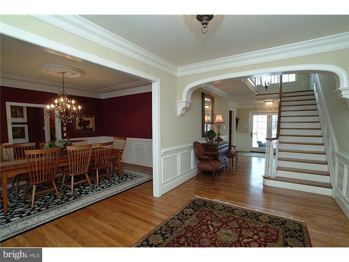 1977 Beaver Hill Road Chester Springs, PA 19425 - Photo 4 of 25 Foyer