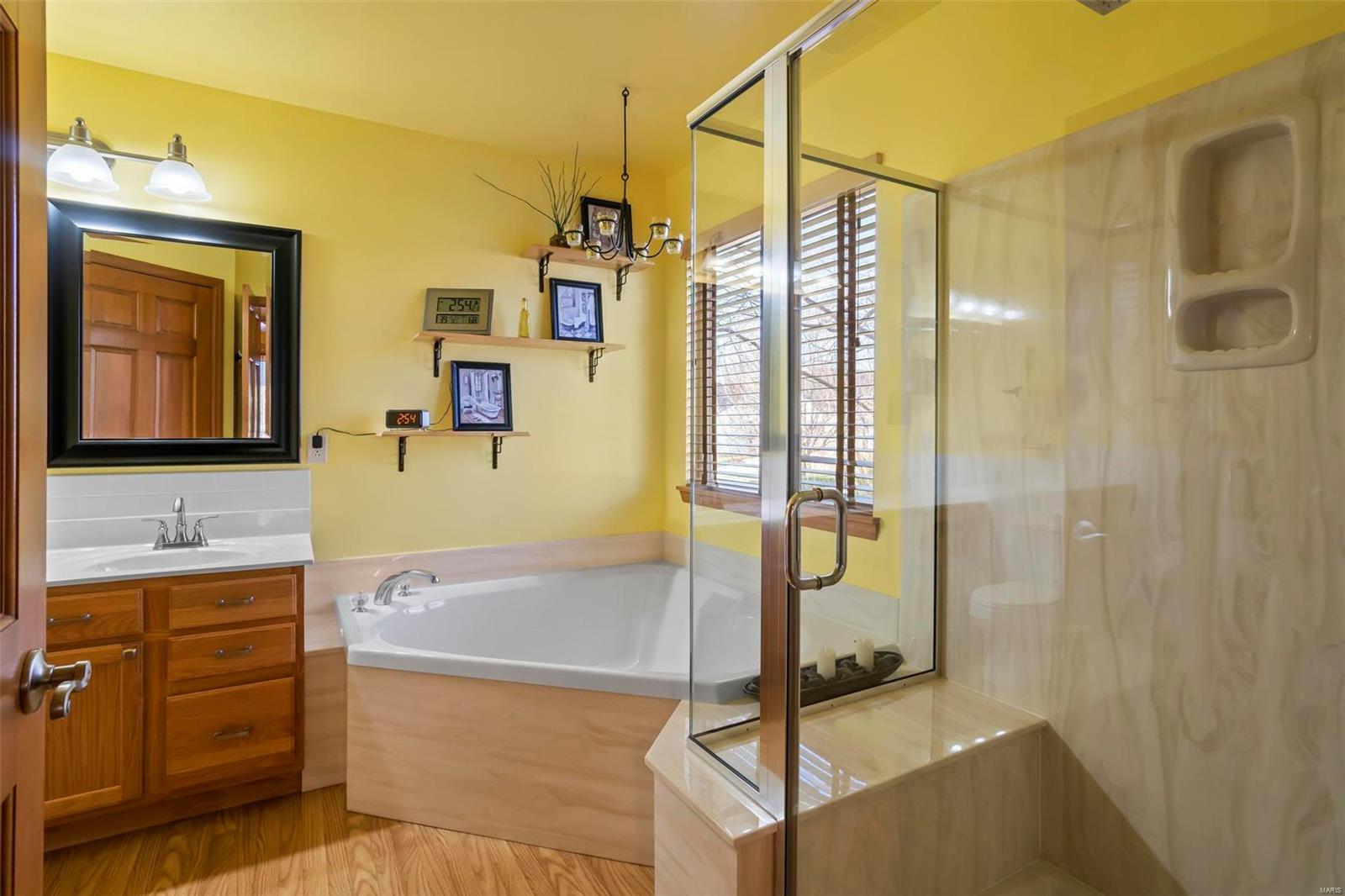 286 Keystone Court O'Fallon, IL 62269 - Photo 12 of 22 Gallery Image 12