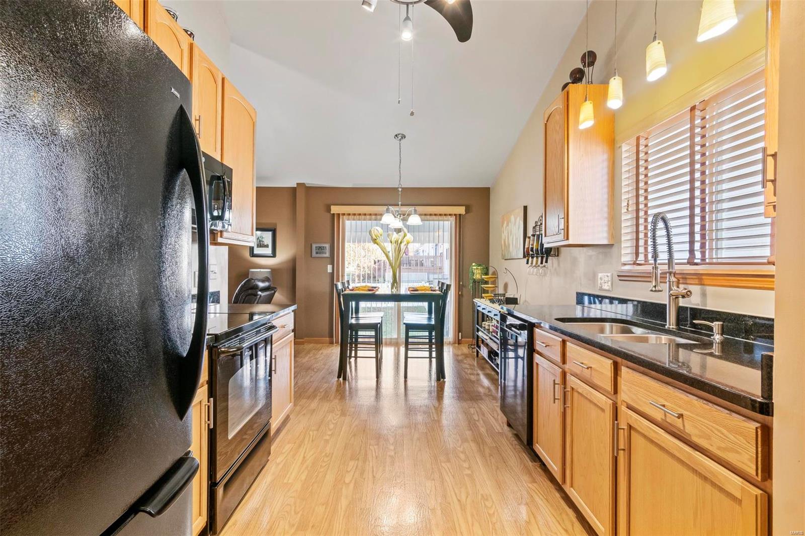 286 Keystone Court O'Fallon, IL 62269 - Photo 3 of 22 Gallery Image 3