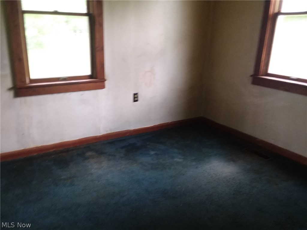 898 Prentice Road Northwest Warren, OH 44481 - Photo 10 of 11
