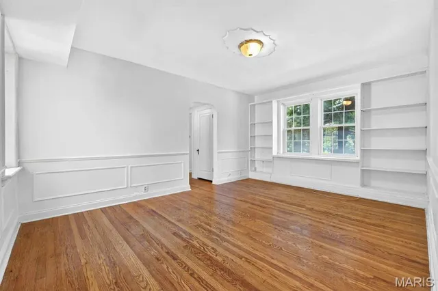 $184,900 | 7532 Cromwell Drive, Unit 1S, Clayton, MO 63105