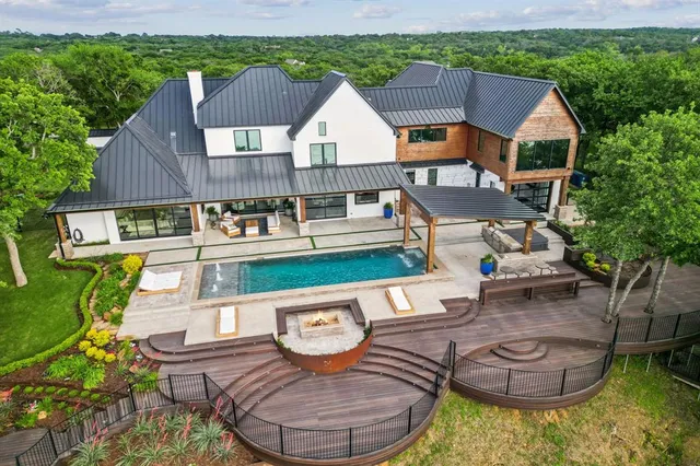 $2,985,000 | 1210 Emerald Sound Boulevard, Oak Point, TX 75068