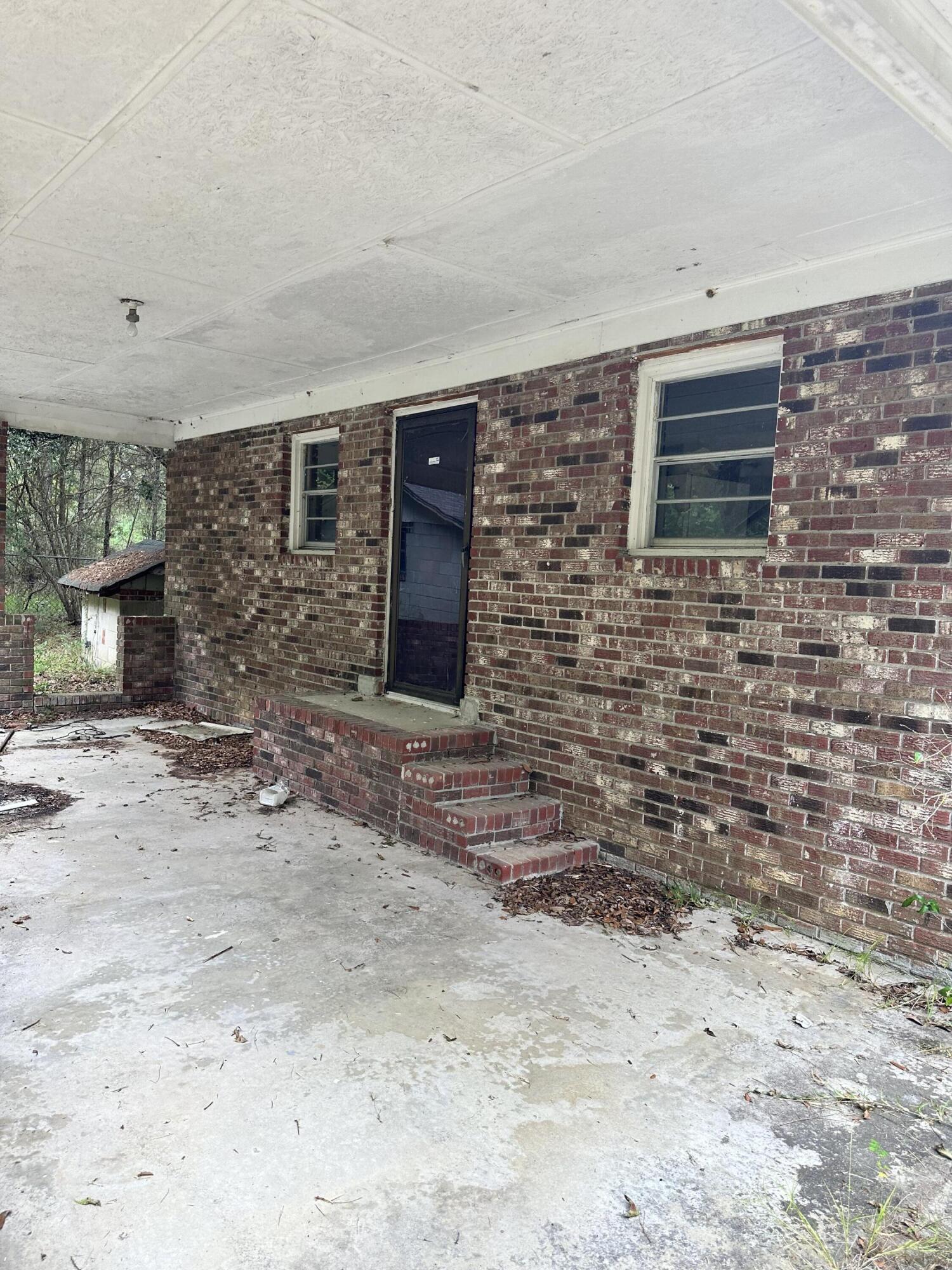 1547 State Rd S-8-46 Summerville, SC 29483 - Photo 7 of 14 IMG_2519