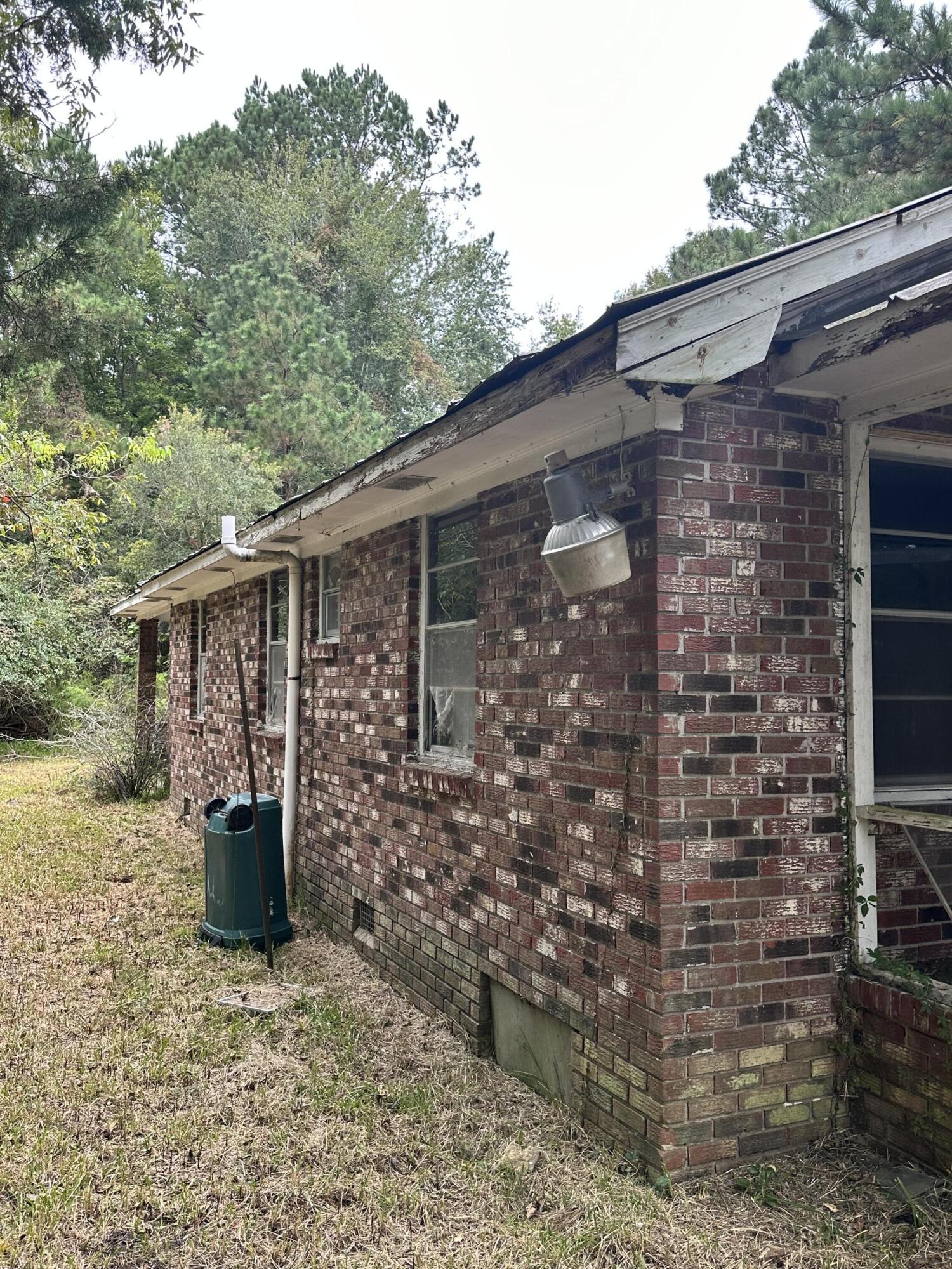 1547 State Rd S-8-46 Summerville, SC 29483 - Photo 10 of 14 IMG_2516