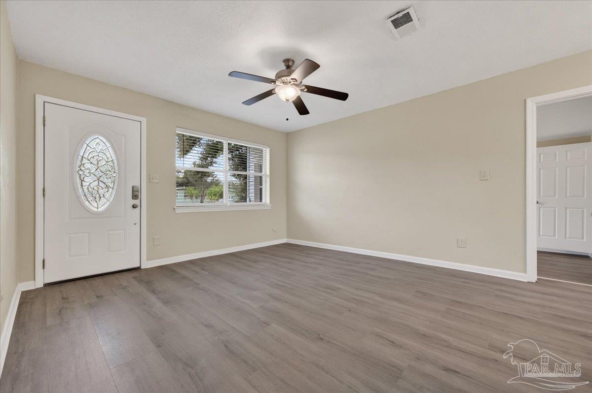 5 Benton Road Pensacola, FL 32506 - Photo 5 of 28 Gallery Image 5