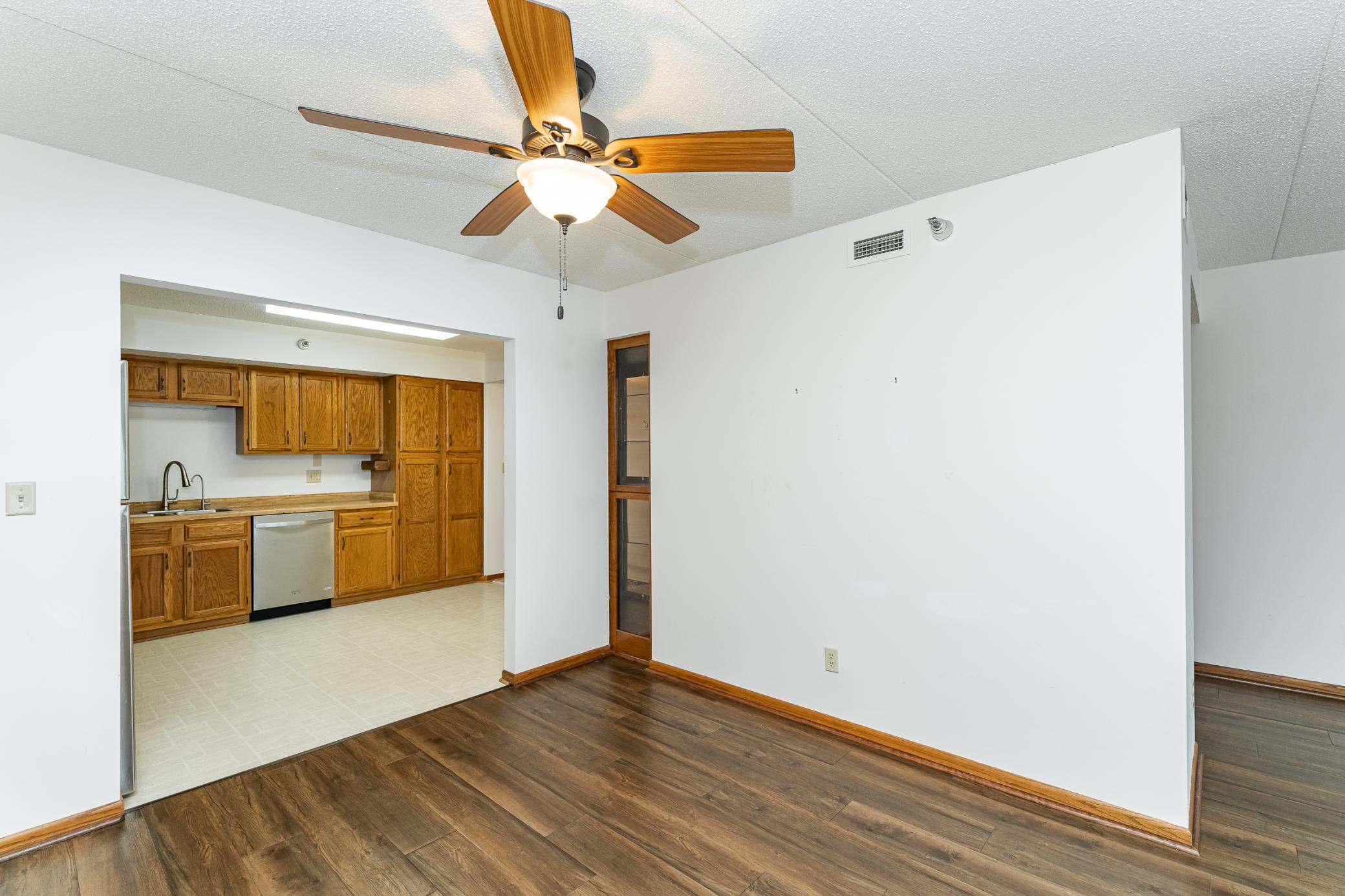 121 14th Street Northeast, Unit 204 Rochester, MN 55906 - Photo 11 of 32
