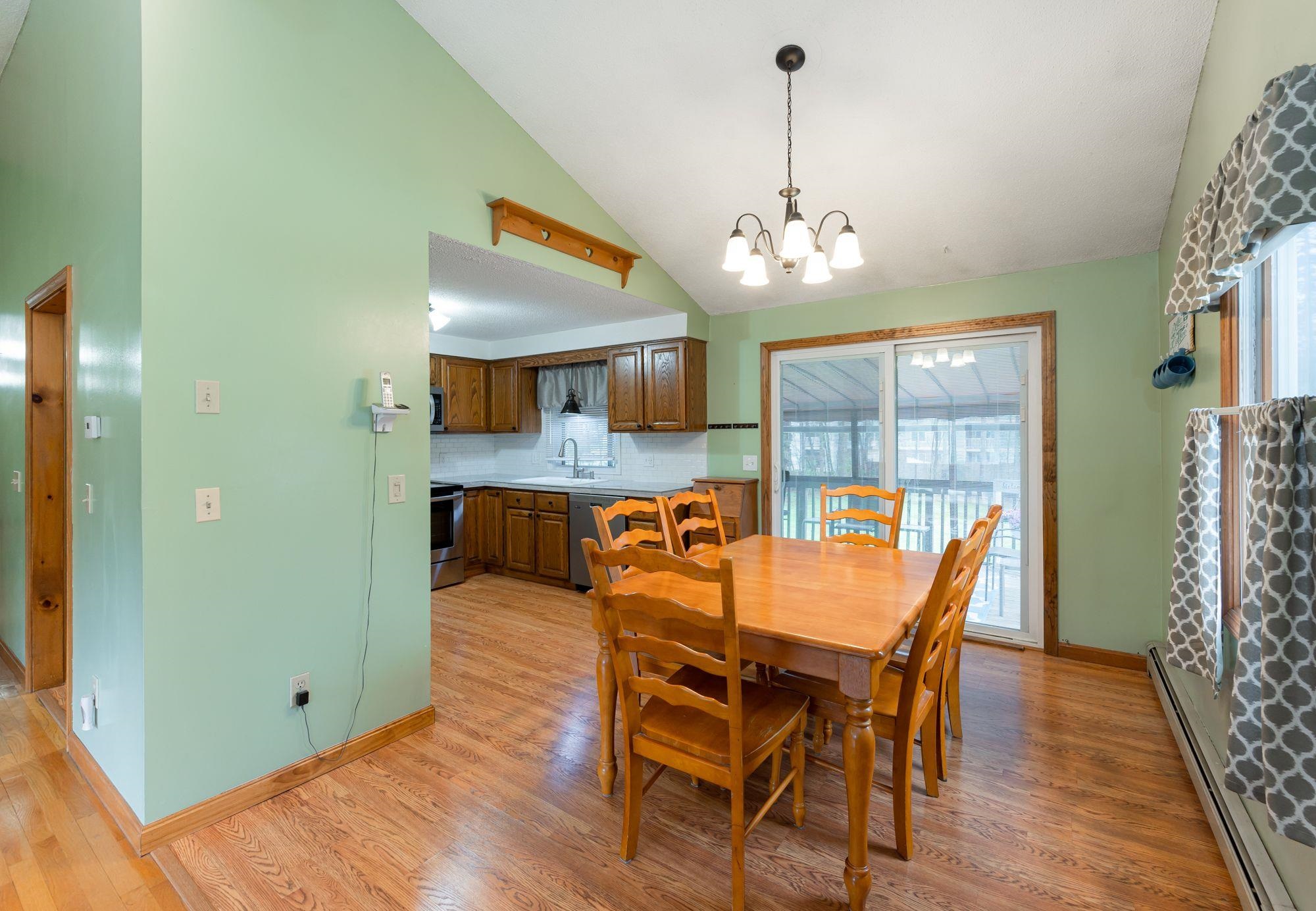 464 Mast Road Goffstown, NH 03045 - Photo 11 of 36