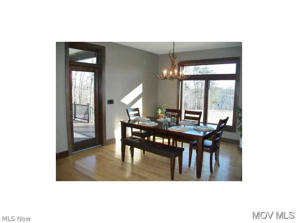 486 Woodlawn Ridge Road Washington, WV 26181 - Photo 14 of 24 Dining area bright & airy