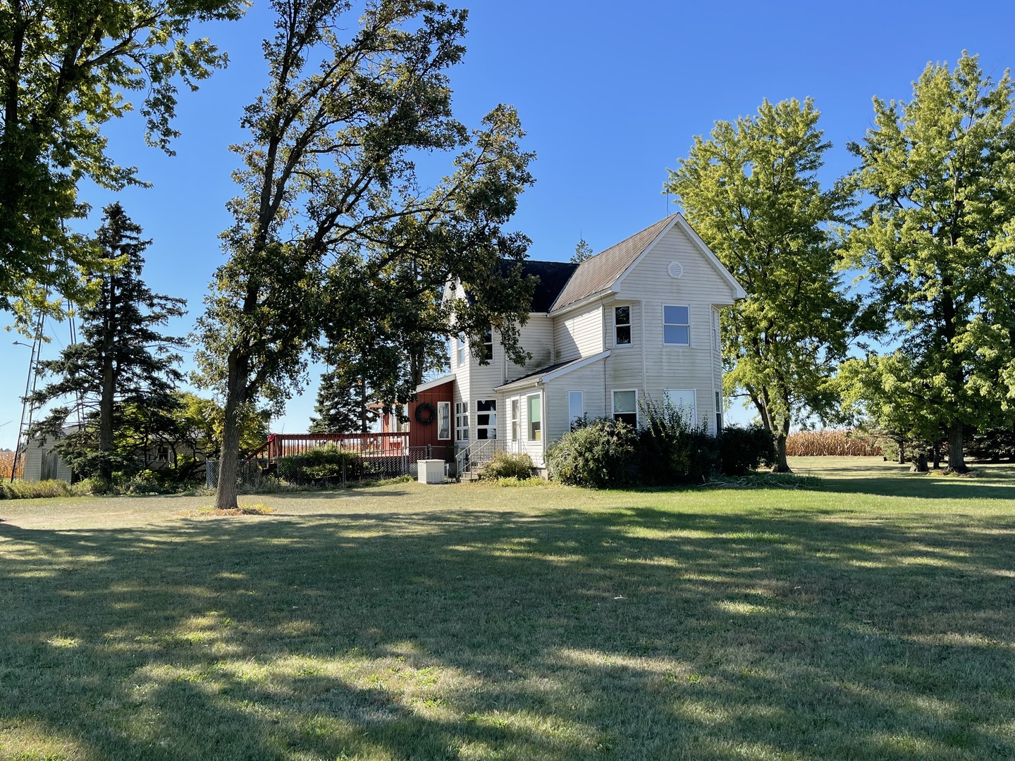 16580 West 5000S Road Buckingham, IL 60917 - Photo 1 of 35 a view of a house with a yard