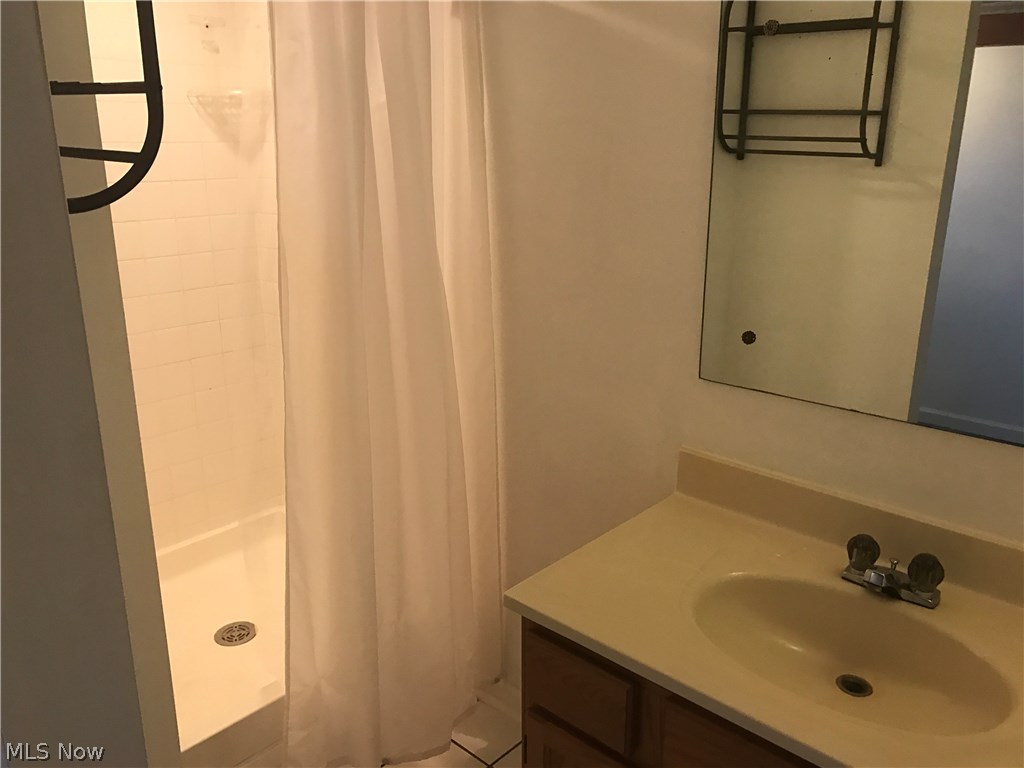 1910 Stepney Street Niles, OH 44446 - Photo 20 of 35
