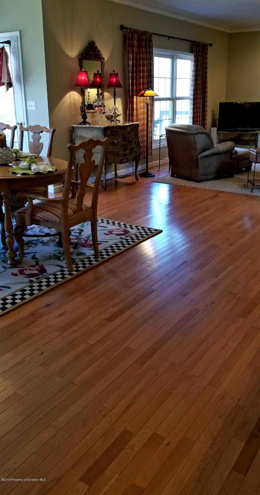 811 Laurel Road Mayfield, PA 18433 - Photo 16 of 102 Gallery Image 16