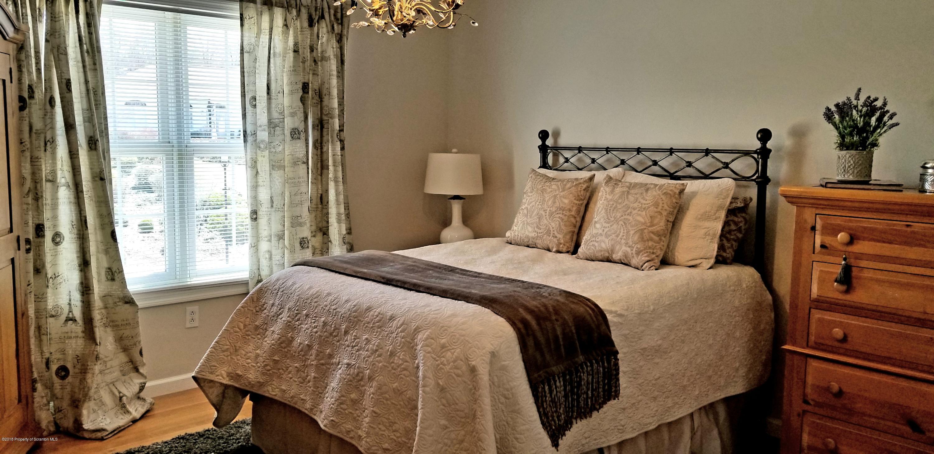 811 Laurel Road Mayfield, PA 18433 - Photo 42 of 102 Gallery Image 42