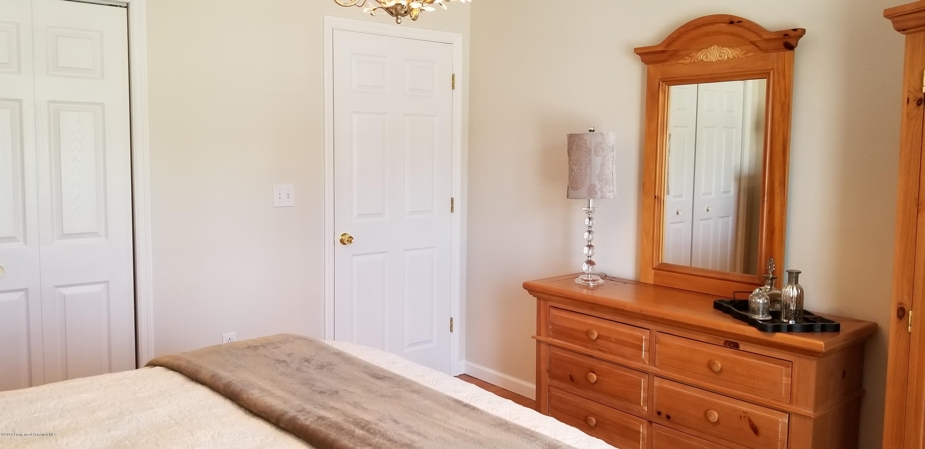 811 Laurel Road Mayfield, PA 18433 - Photo 44 of 102 Gallery Image 44