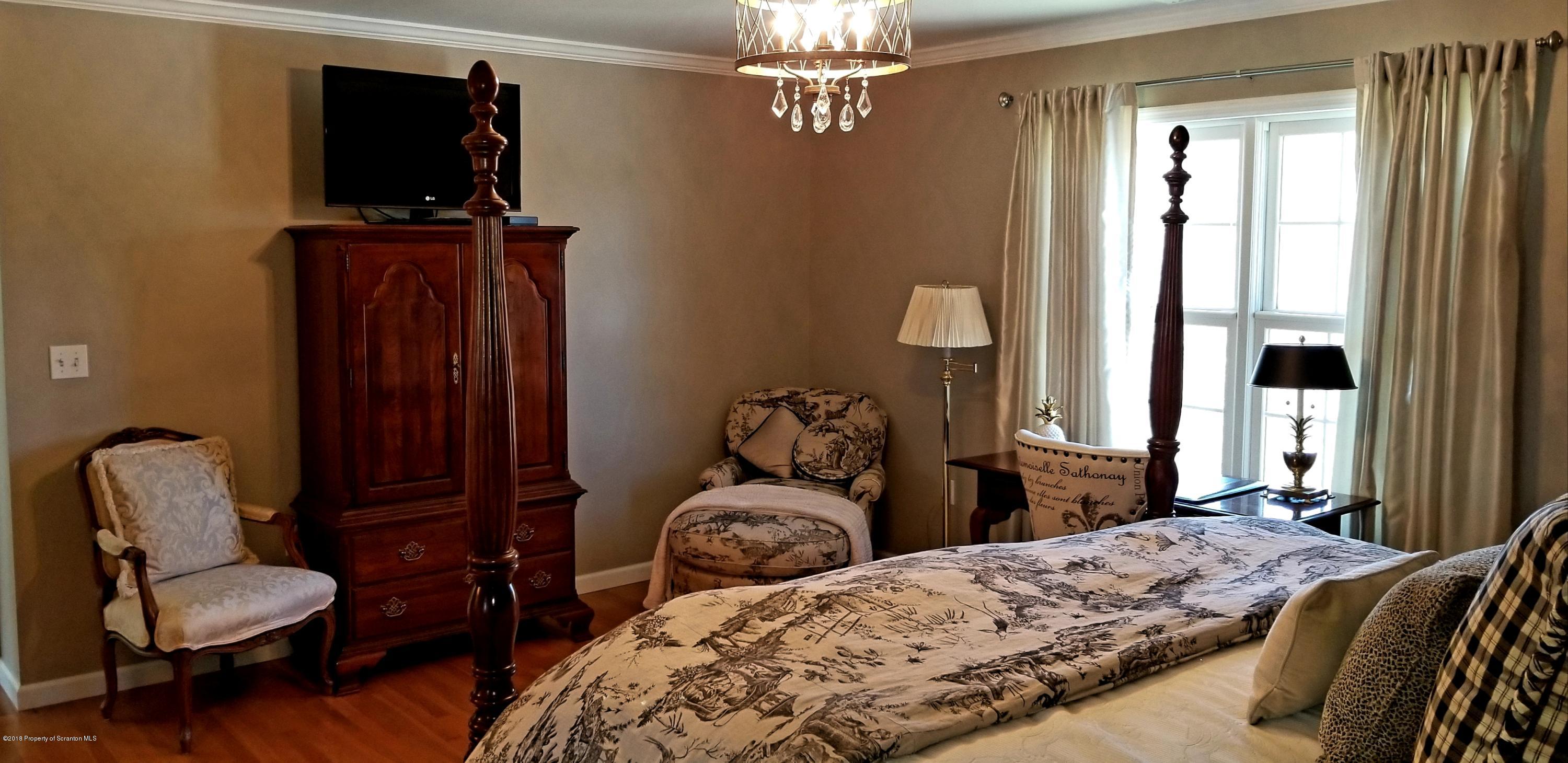 811 Laurel Road Mayfield, PA 18433 - Photo 59 of 102 Gallery Image 59