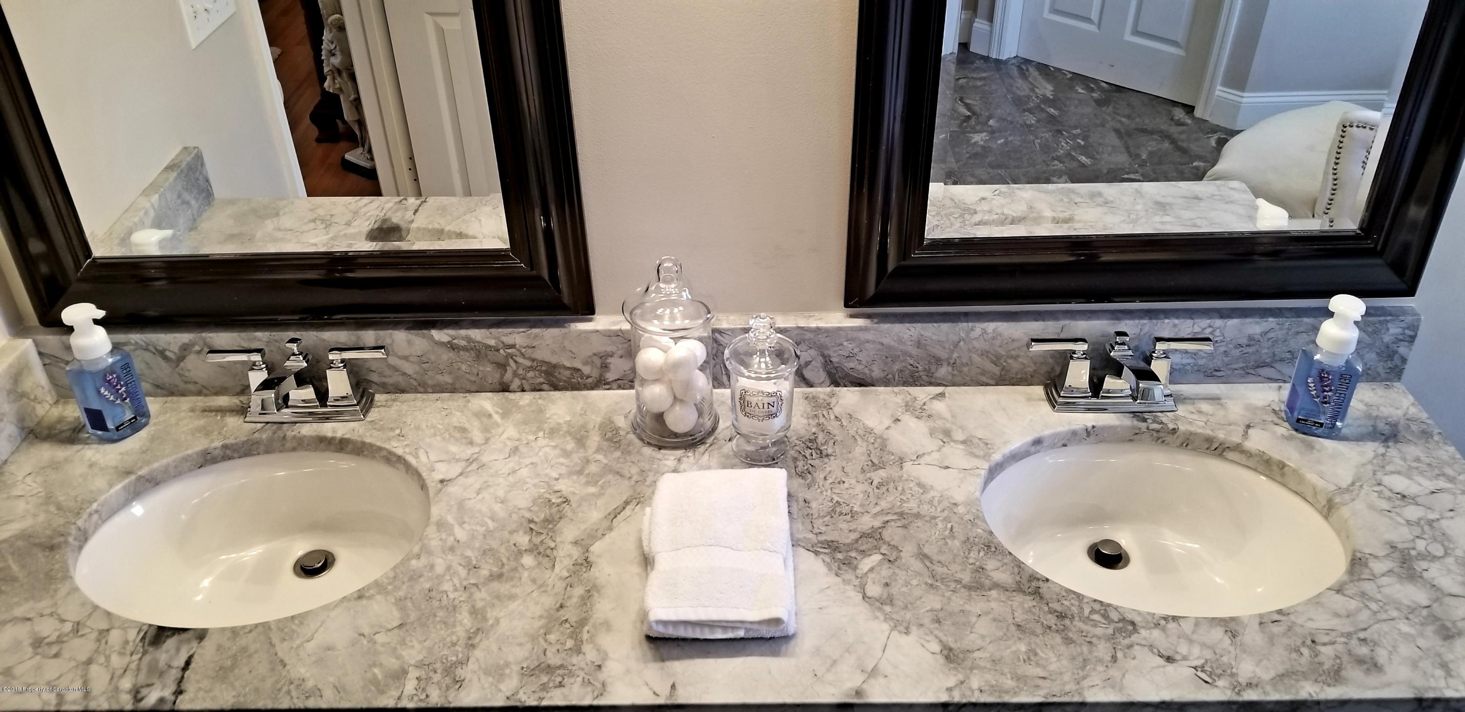 811 Laurel Road Mayfield, PA 18433 - Photo 66 of 102 Gallery Image 66