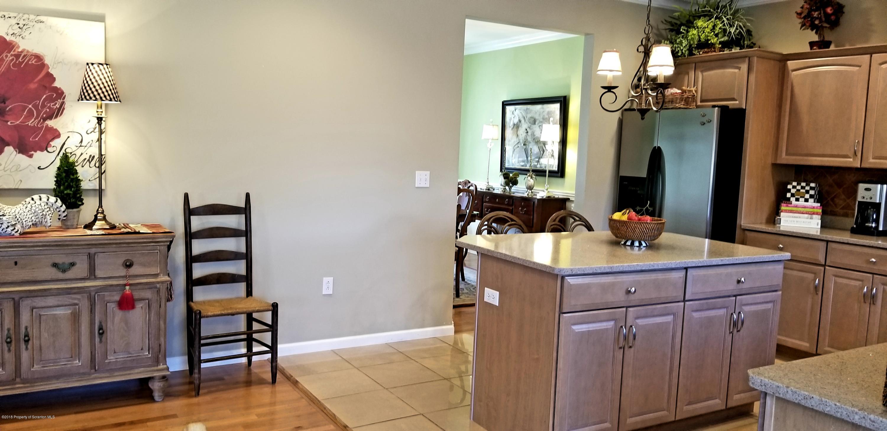 811 Laurel Road Mayfield, PA 18433 - Photo 8 of 102 Gallery Image 8