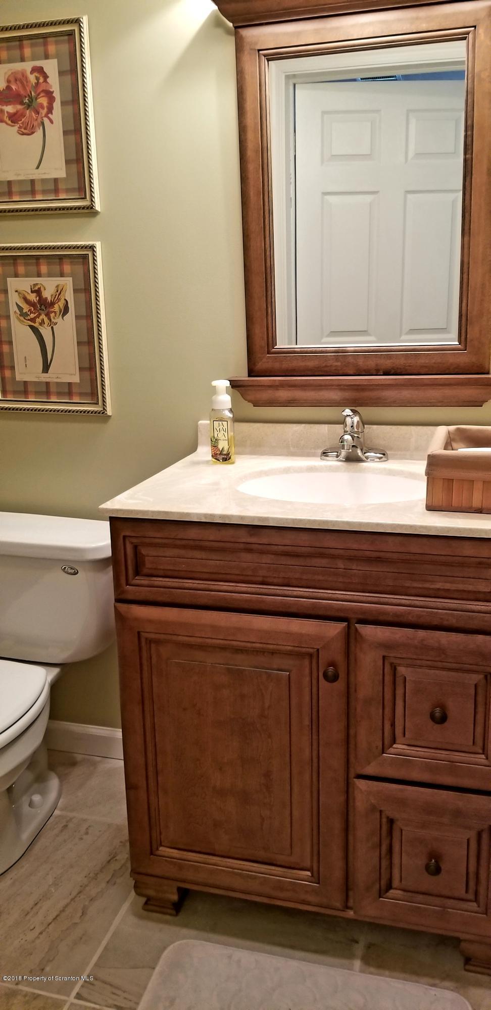 811 Laurel Road Mayfield, PA 18433 - Photo 81 of 102 Gallery Image 81