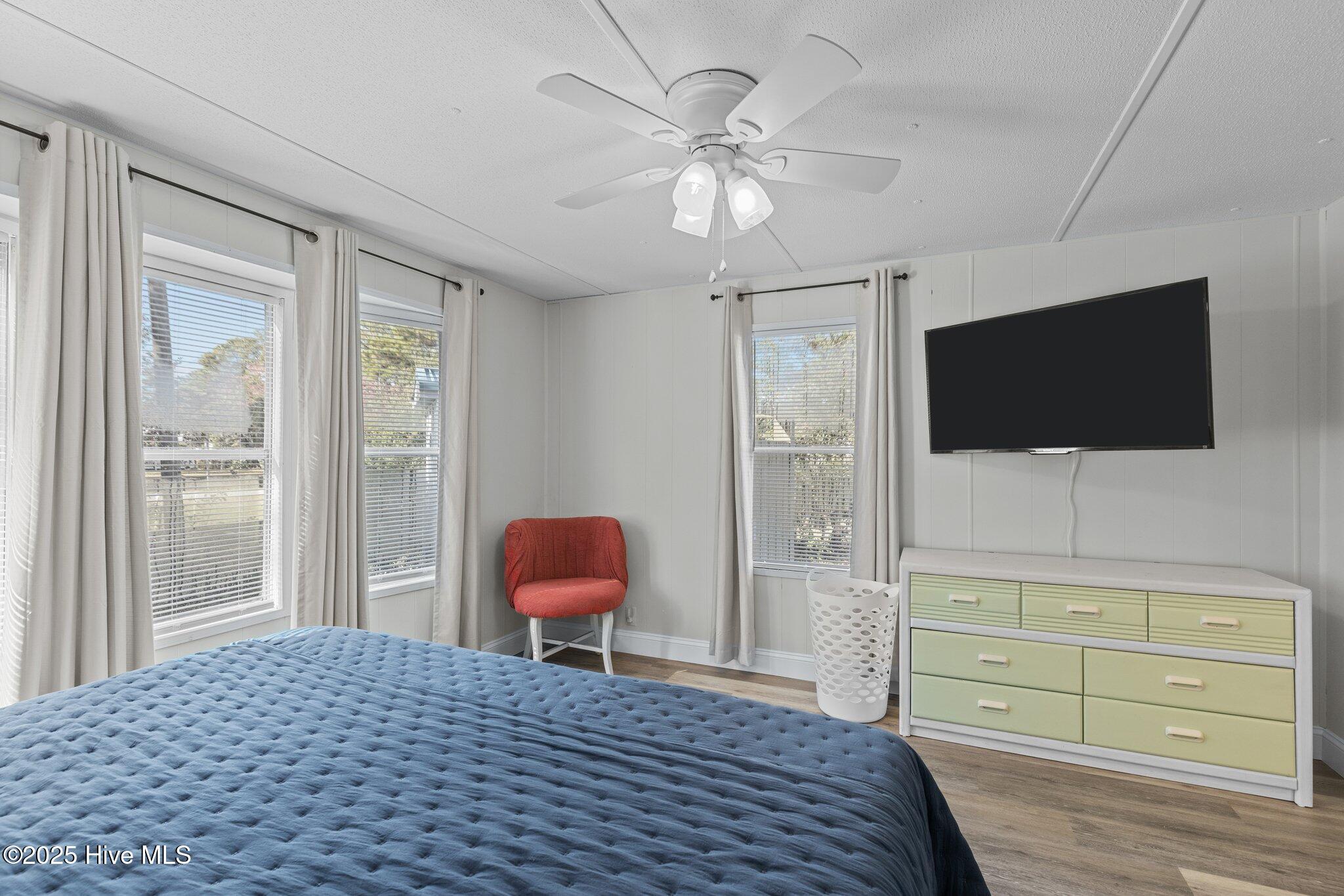 223 Pettiford Road Peletier, NC 28584 - Photo 5 of 34 25-web-or-mls-1S3A9846