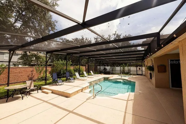 $900,000 | 626 Duff Drive, Winter Garden, FL 34787