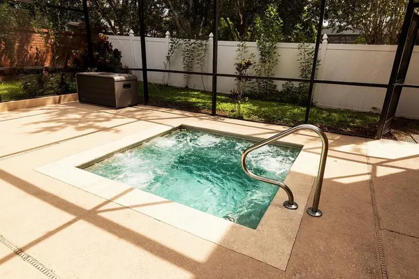 $900,000 | 626 Duff Drive, Winter Garden, FL 34787