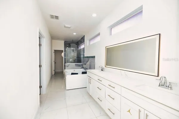 $900,000 | 626 Duff Drive, Winter Garden, FL 34787