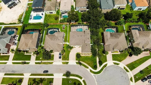 $900,000 | 626 Duff Drive, Winter Garden, FL 34787