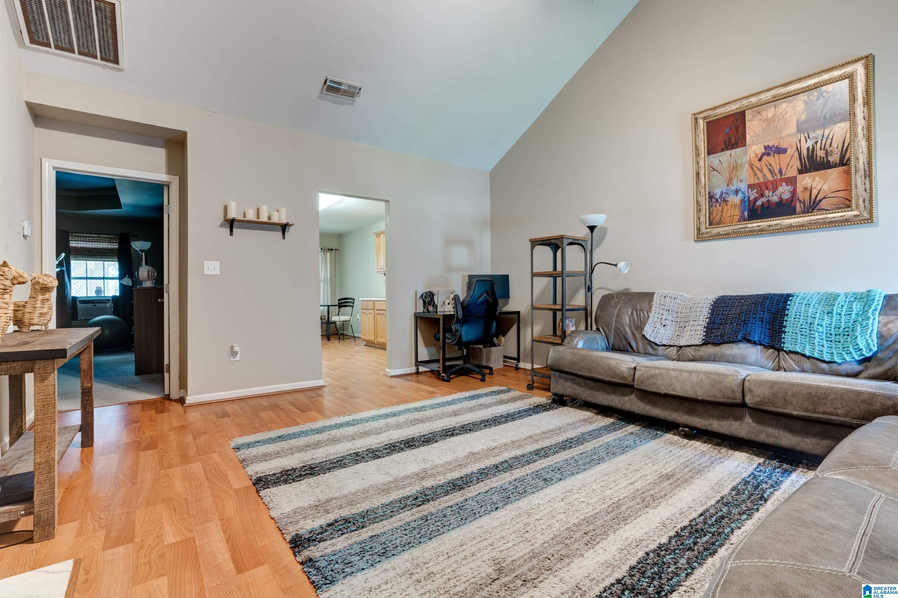 3068 Summit Lane Fultondale, AL 35068 - Photo 5 of 19