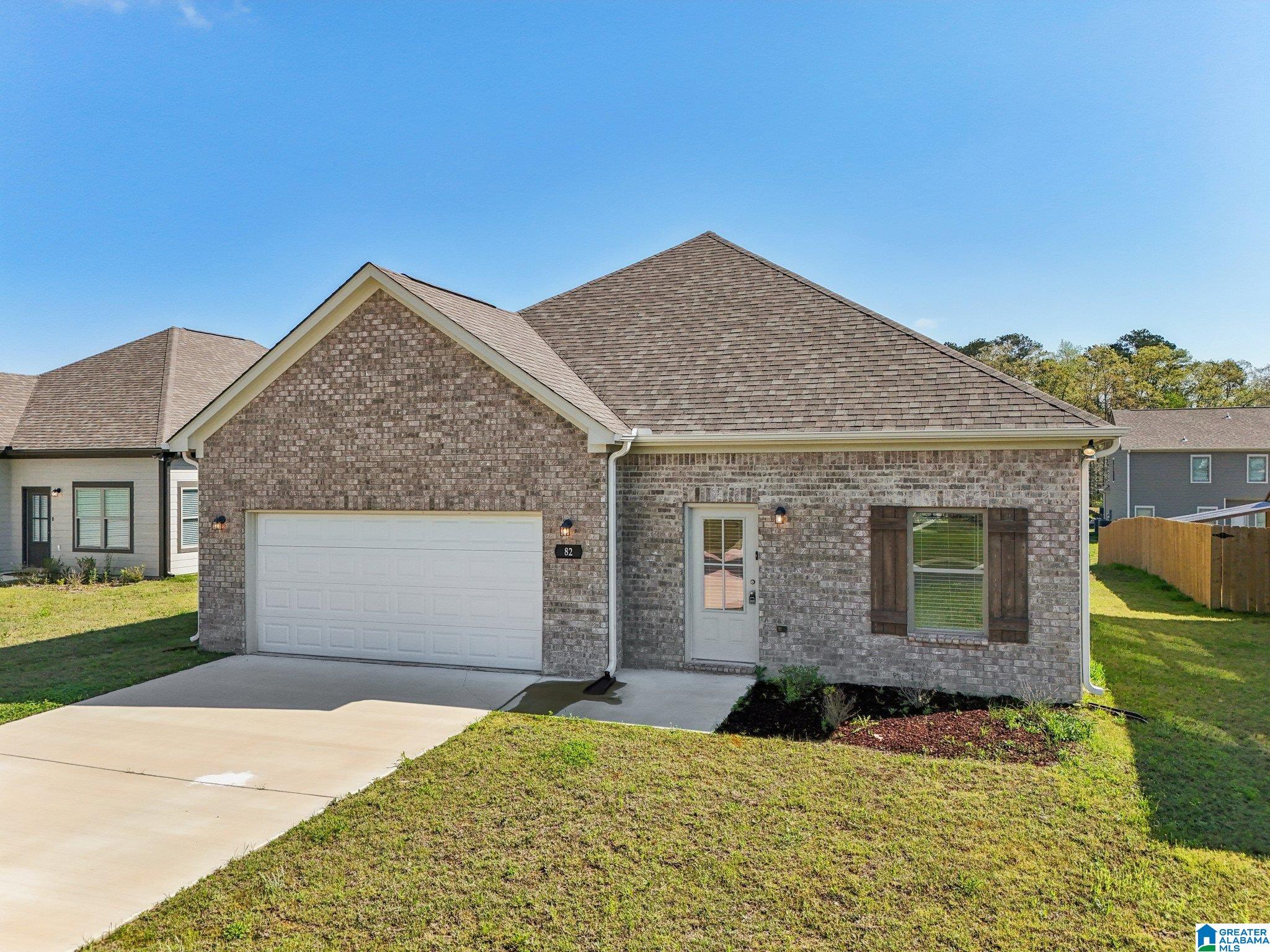 82 Kings Way Jasper, AL 35501 - Photo 2 of 32