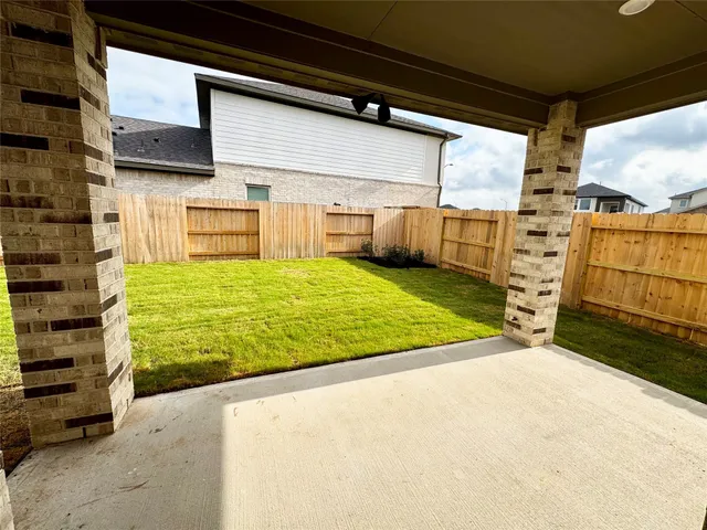 $2,850 | 9106 Burleigh Lndg Lane, Cypress, TX 77433