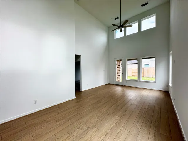 $2,850 | 9106 Burleigh Lndg Lane, Cypress, TX 77433