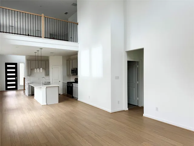 $2,850 | 9106 Burleigh Lndg Lane, Cypress, TX 77433