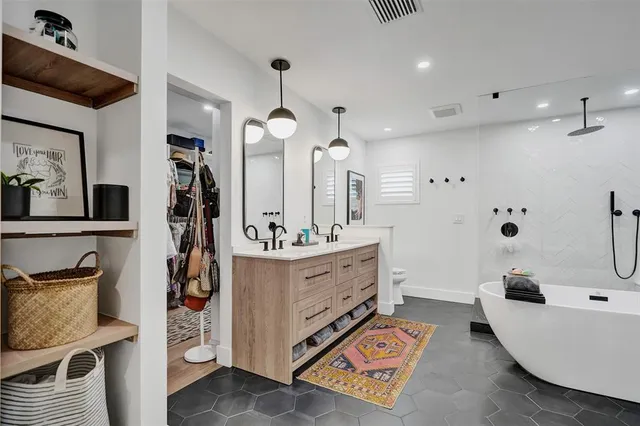 $8,000 | 3206 Robbins Road, Pompano Beach, FL 33062