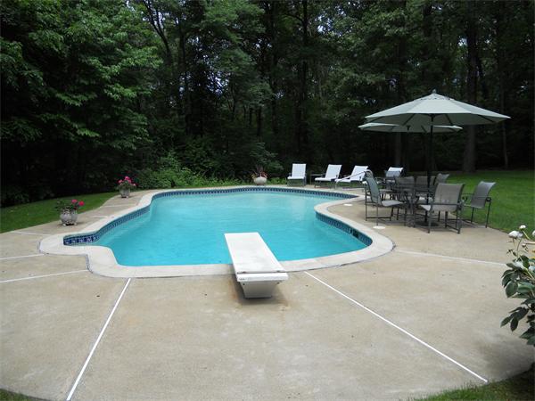 15 Yorkshire Road Dover, MA 02030 - Photo 24 of 25 Gallery Image 24
