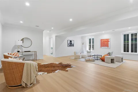 $3,395,000 | 83 Orchard Avenue, Rye, NY 10580