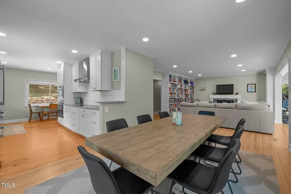 $1,495,000 | 107 Ledge Lane, Chapel Hill, NC 27514