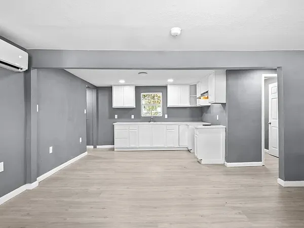 $1,650 | 943 South Whitney Street, Aransas Pass, TX 78336