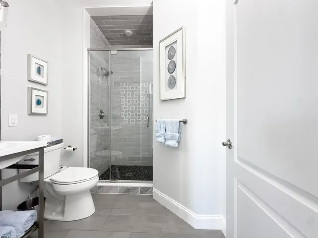 a view of a hallway with closet