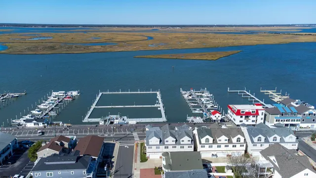 $95,000 | 9416 Amherst Avenue, Margate City, NJ 08402