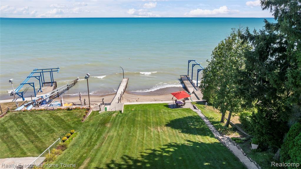 8296 Lakeshore Road Fort Gratiot, MI 48059 - Photo 31 of 53 Gallery Image 31