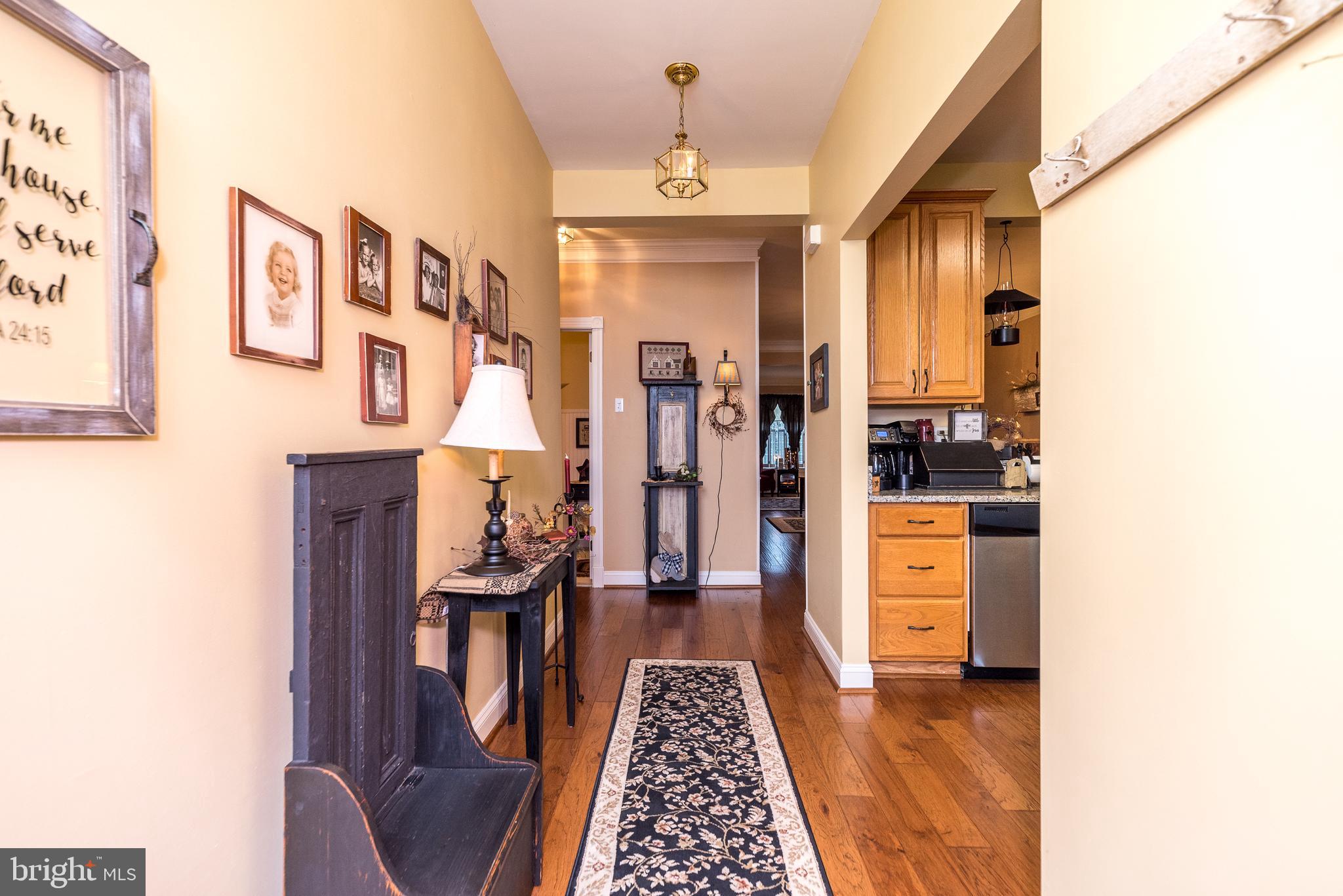 451 Ruth Court Harleysville, PA 19438 - Photo 3 of 25 CozyFoyer