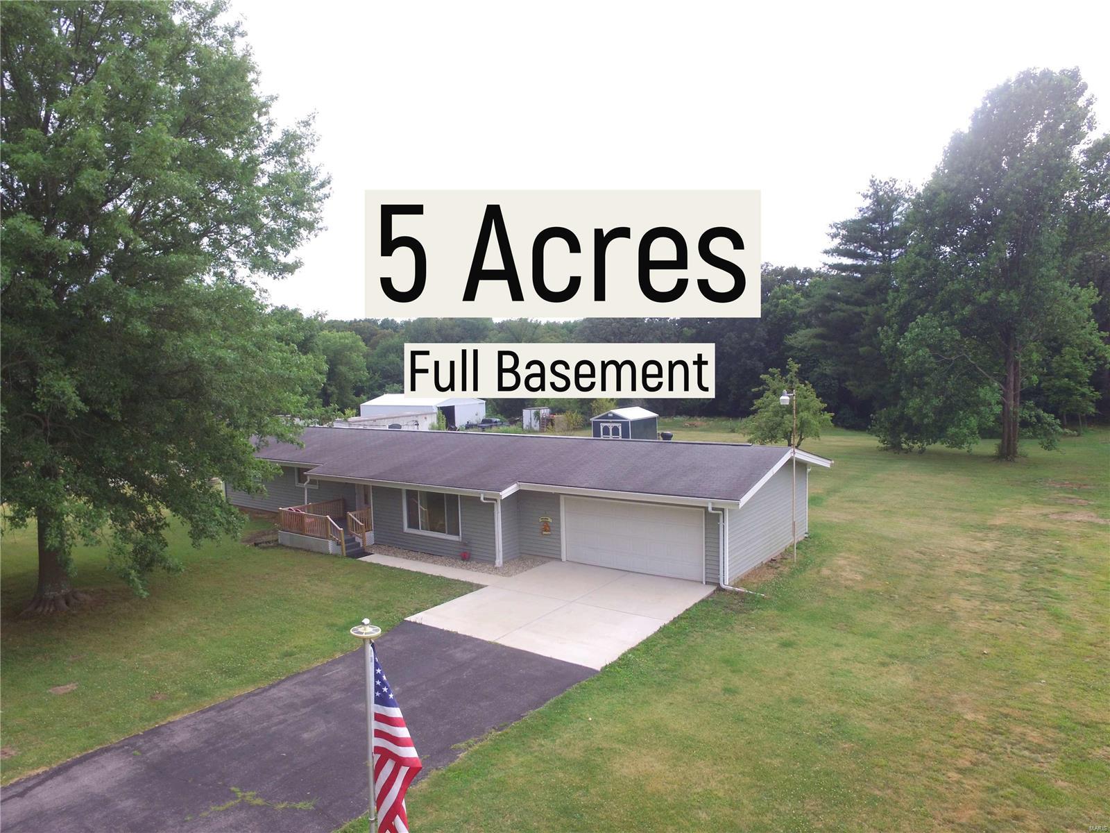 8665 Heinz Road New Douglas, IL 62074 - Photo 1 of 26