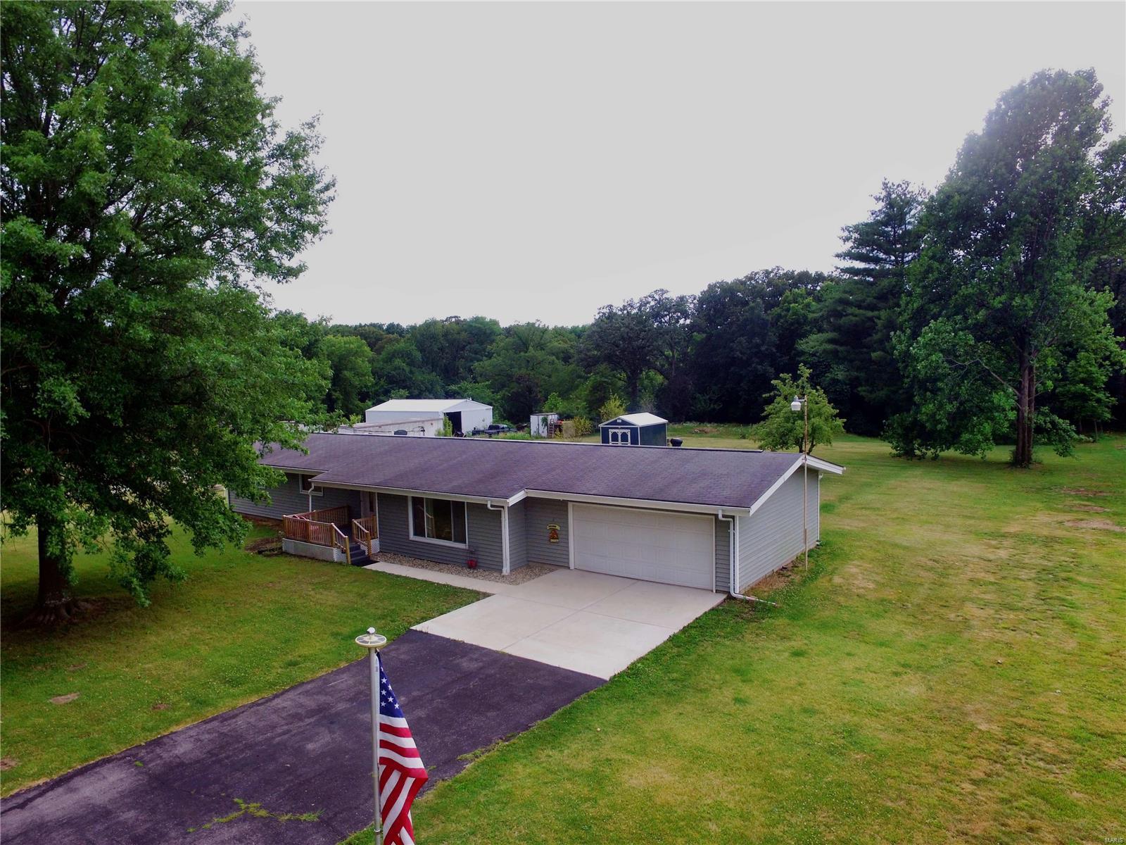 8665 Heinz Road New Douglas, IL 62074 - Photo 26 of 26