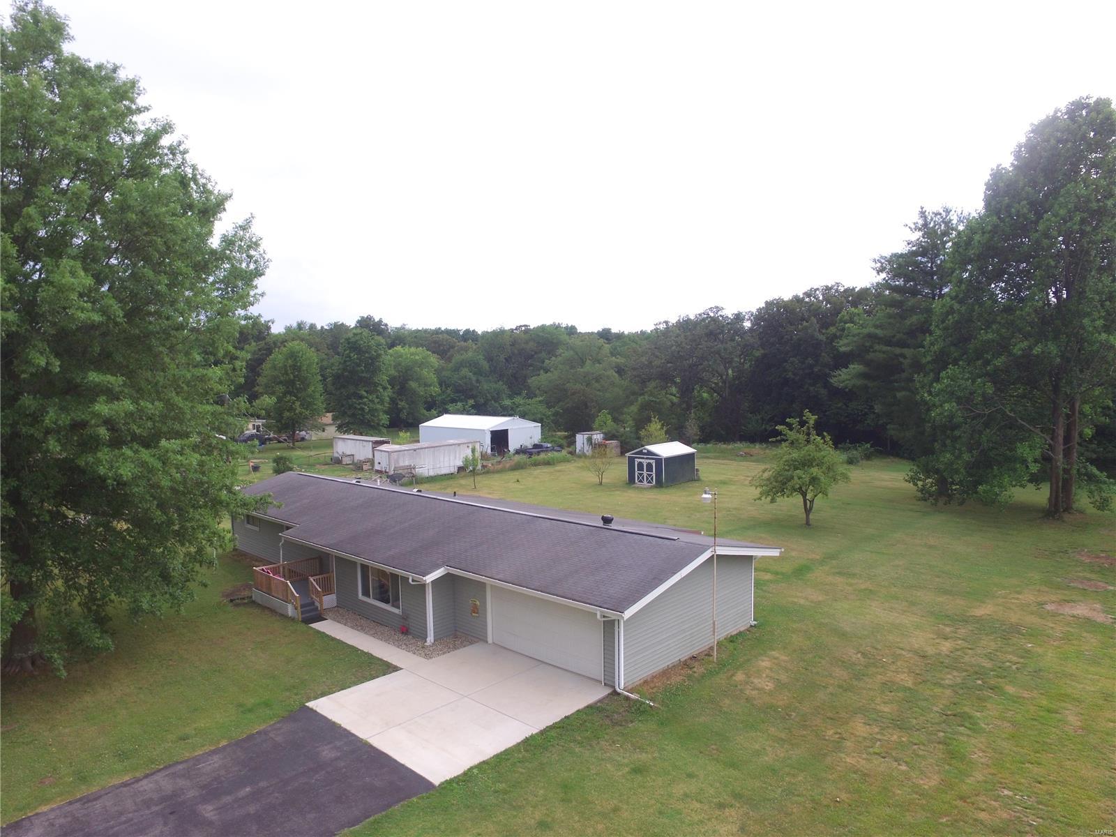 8665 Heinz Road New Douglas, IL 62074 - Photo 8 of 26