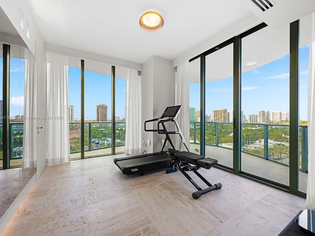 $11,800,000 | 19575 Collins Avenue, Unit 9, Sunny Isles Beach, FL 33160