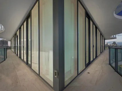 $11,800,000 | 19575 Collins Avenue, Unit 9, Sunny Isles Beach, FL 33160